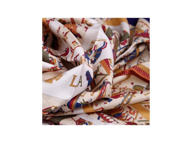 Hermès "La Gloire de Guillaume" Multicolore Blu navy - vista 4