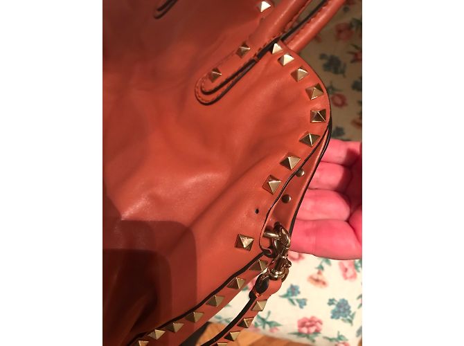 Borsa Valentino Garavani in pelle color caramello - vista 11