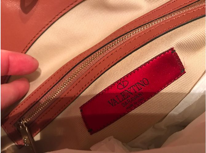 Borsa Valentino Garavani in pelle color caramello - vista 9