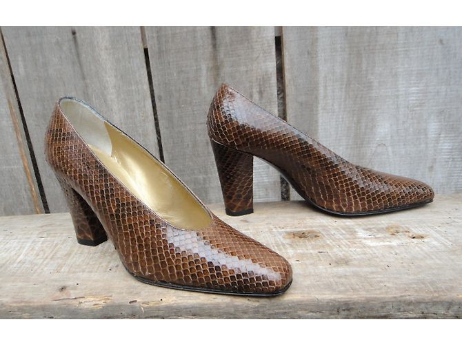 Yves Saint Laurent Pumps aus Python Braun - Ansicht 5