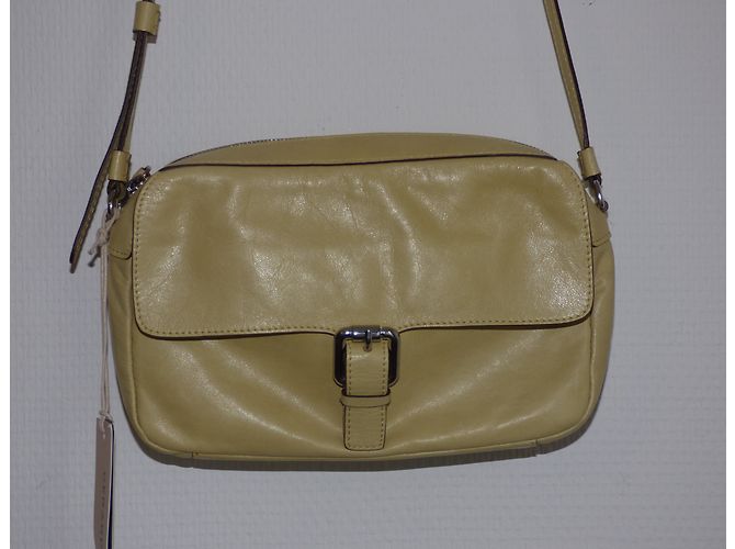 Pochette Candle in pelle gialla Gerard Darel Giallo - vista 14
