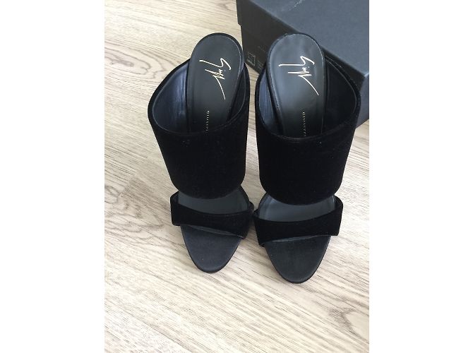 Giuseppe Zanotti Mules - vista 4