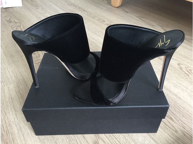 Giuseppe Zanotti Mules - vista 6