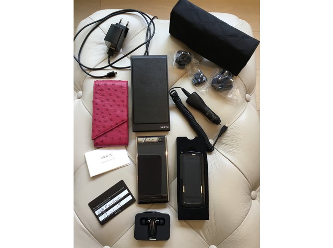 No Brand Vertu Aster Diamonds Black Alligator Negro - vista 7