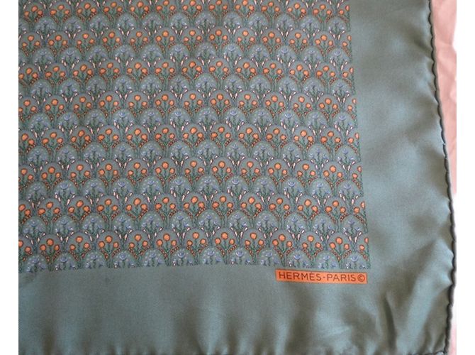 Hermès Lenços Verde oliva - vista 4