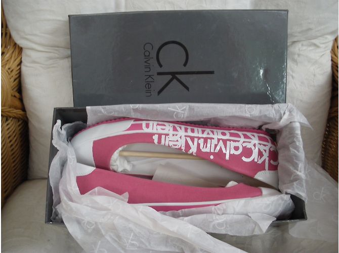Sapatilhas Calvin Klein Rosa de Tecido e Borracha - vista 7