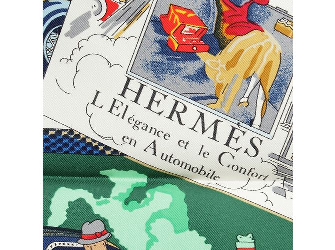 Hermès "L'élégance et le confort en automobile" Sciarpa di seta Blu navy - vista 6
