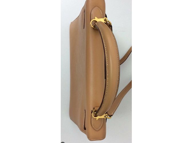 Hermès Kelly 32 oro Beige - vista 4