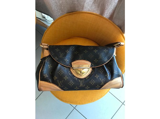 Borsa a mano Louis Vuitton Beverly MM in pelle marrone - vista 3