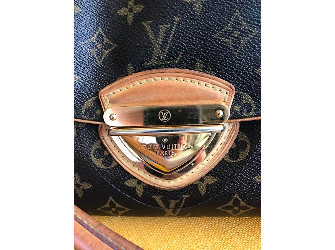 Borsa a mano Louis Vuitton Beverly MM in pelle marrone - vista 4