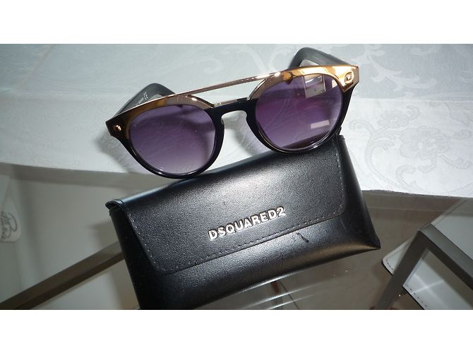 Dsquared2 Sunglasses - view 2