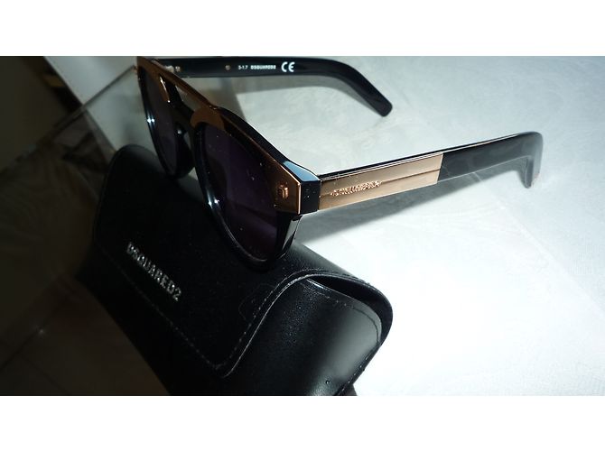 Dsquared2 Sunglasses - view 3