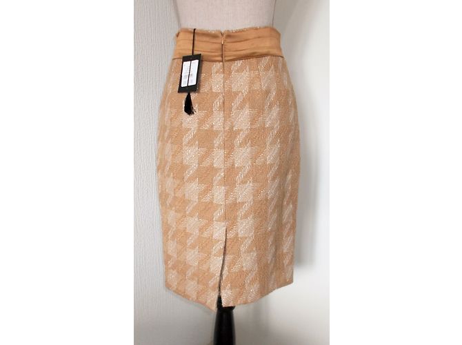 Autre Marque Conjunto de saia e jaqueta de lã e tweed bouclette camelo Tamanho 38 - vista 5