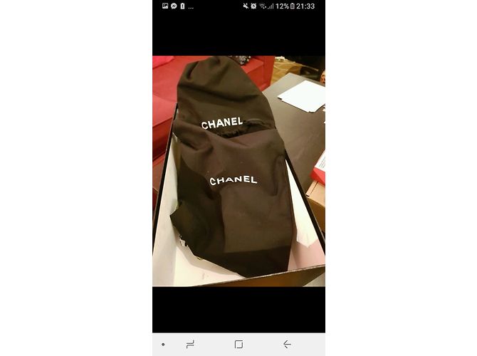Chanel Sandalen aus schwarzem Leder - Ansicht 4