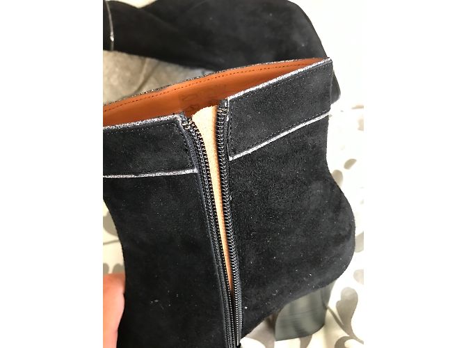 Autre Marque Botines de cuero negro con tacones altos - vista 5