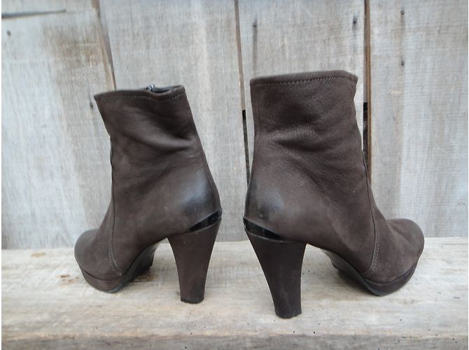 Botines Prada de piel marrón oscuro - vista 4