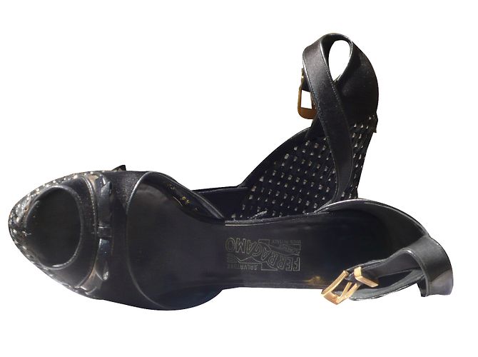 Sandali Salvatore Ferragamo in pelle nero bianco - vista 2