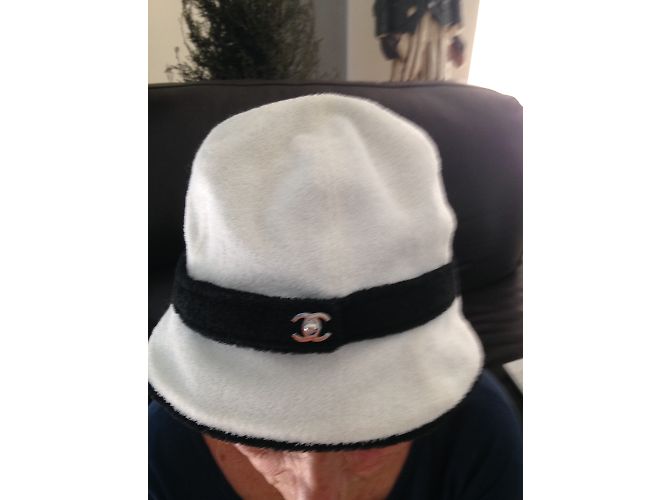 Chanel Hats Black White - view 6