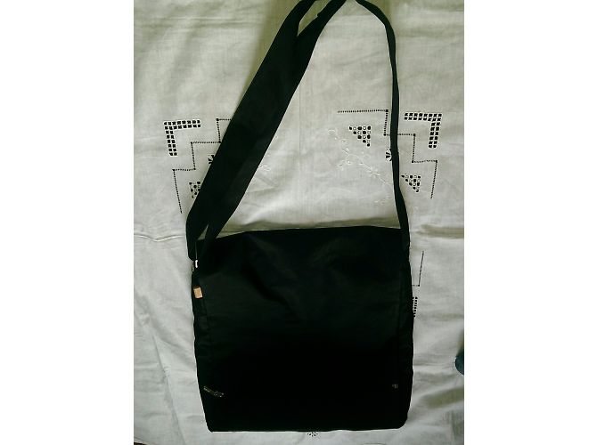 Borsa a valigetta Eres in pelle nera da uomo Nero - vista 11