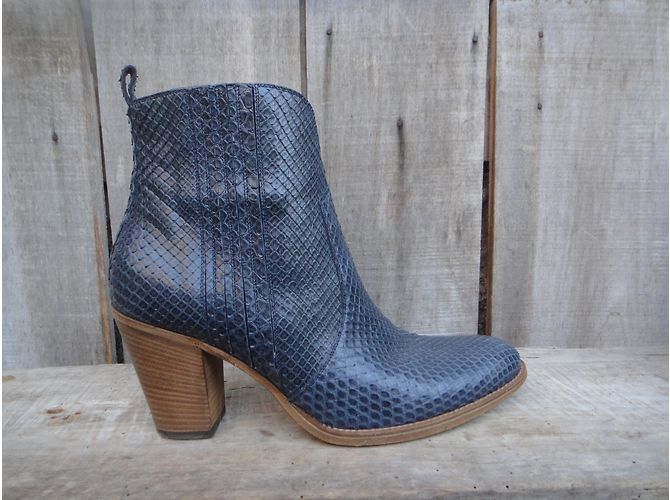 Sartore Ankle Boots Blue Python Leather - view 4