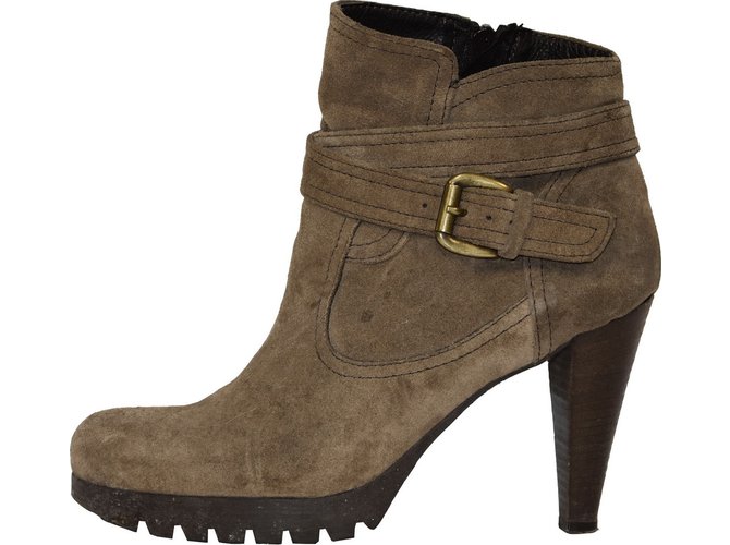 bottines camel minelli
