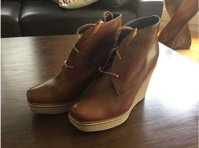 Autre Marque Stivaletti in pelle color cognac con lacci - vista 4