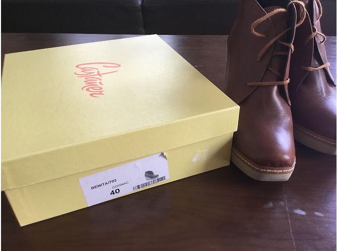 Autre Marque Stivaletti in pelle color cognac con lacci - vista 5