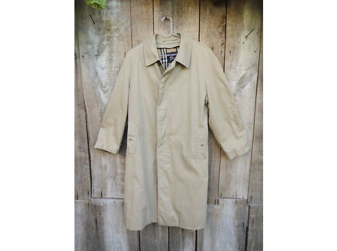 Impermeabile Burberry in gabardine beige - vista 7