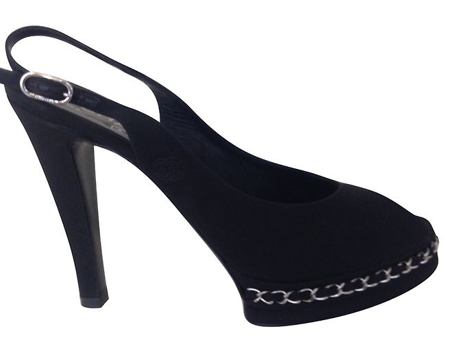 Décolleté Chanel nere in pelle d'agnello e tessuto 41.5 Nero - vista 2