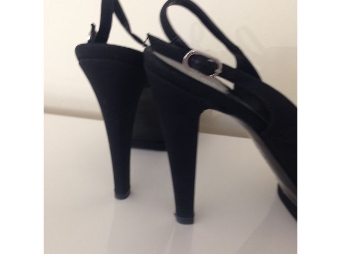 Décolleté Chanel nere in pelle d'agnello e tessuto 41.5 Nero - vista 5