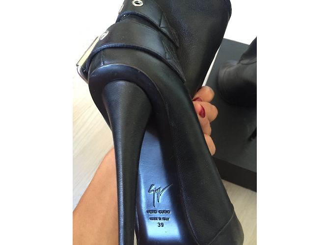 Stivaletti Giuseppe Zanotti in pelle nera 39 Nero - vista 5