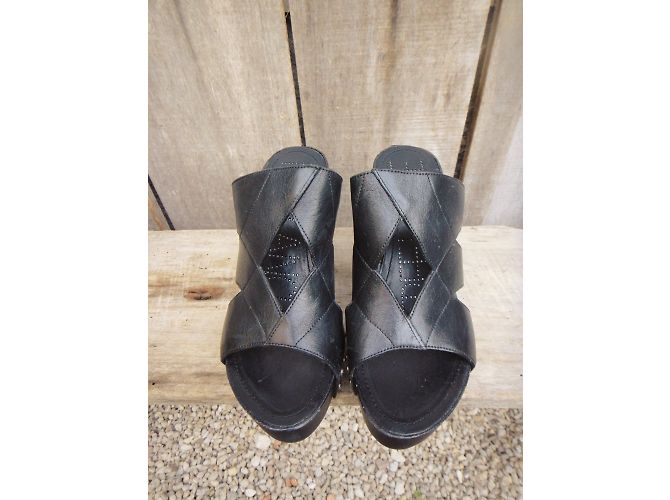 Sandali con tacco Free Lance in pelle e legno nero - vista 3