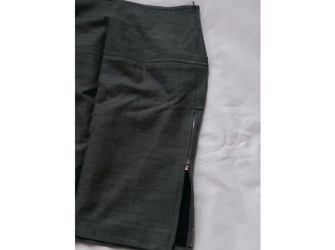 Falda Lacoste Gris de Lana - vista 4