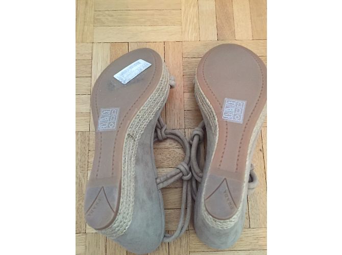 Sandali Prada Beige con tacco 10 cm - vista 4