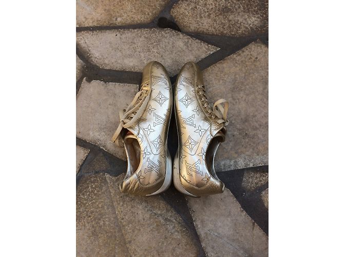 Louis Vuitton scarpe da ginnastica D'oro - vista 9