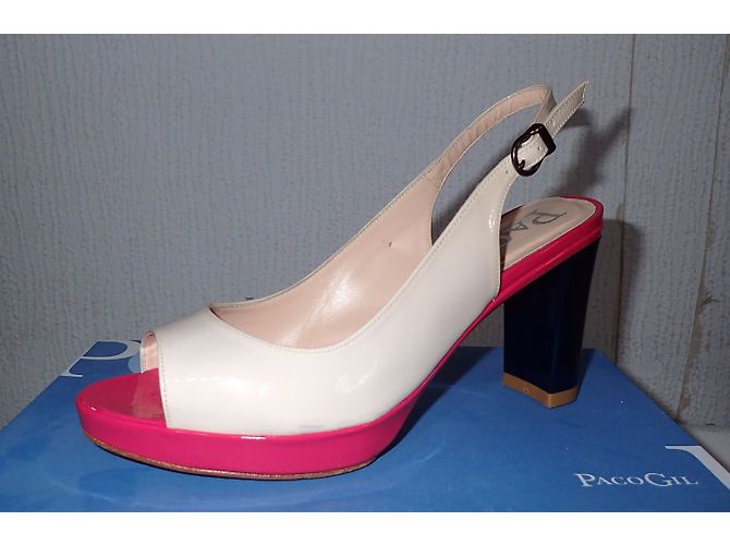 Sandali Peep Toe Paco Gil in Vernice Rosa Beige Blu Navy - vista 5