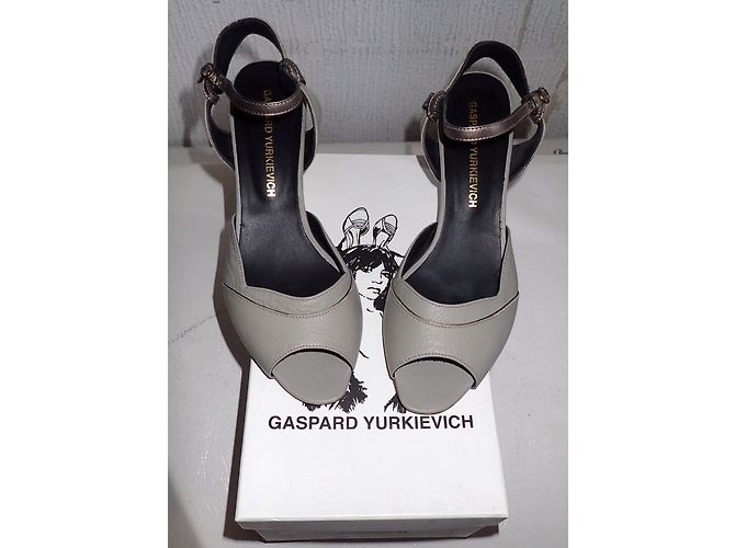 Gaspard Yurkievich sandali Taupe - vista 6