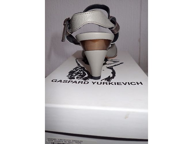 Gaspard Yurkievich sandali Taupe - vista 7