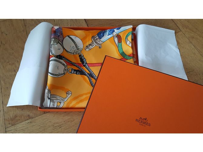 Hermès Mémoire Seidentuch 90x90 cm Mehrfarben - Ansicht 5