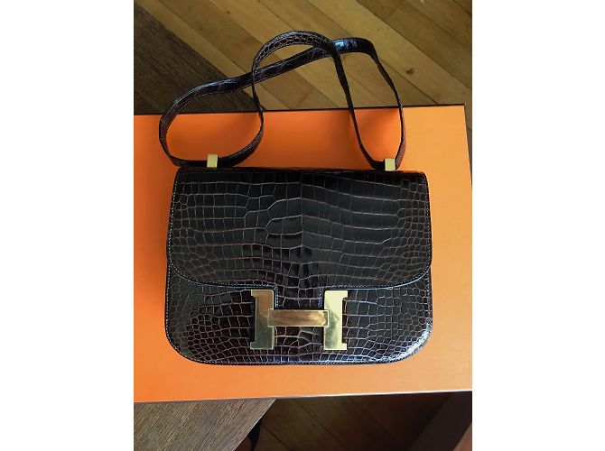 Hermès HERMES Constance Cocodrilo Castaño - vista 3
