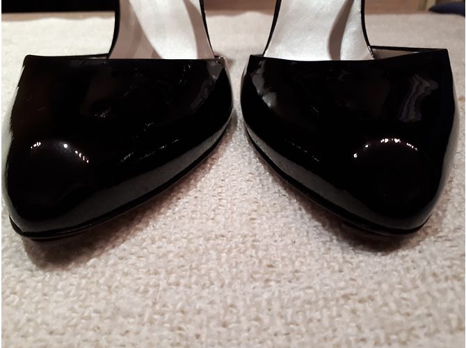 Décolleté Hugo Boss in vernice nera 10cm Nero - vista 5