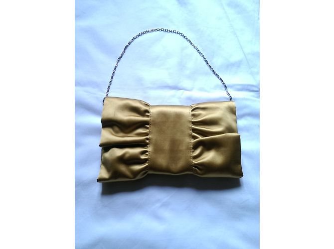 Pochette in raso Bcbg Max Azria Senape - vista 3