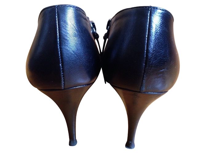 Stivaletti Miu Miu in pelle nera 39IT Nero - vista 4