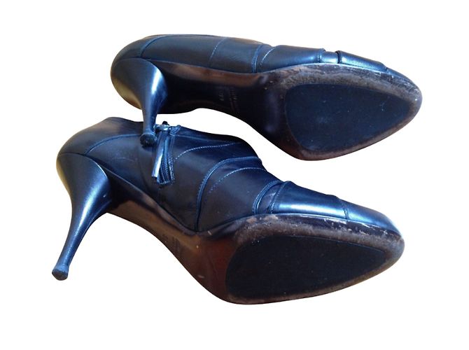 Stivaletti Miu Miu in pelle nera 39IT Nero - vista 5