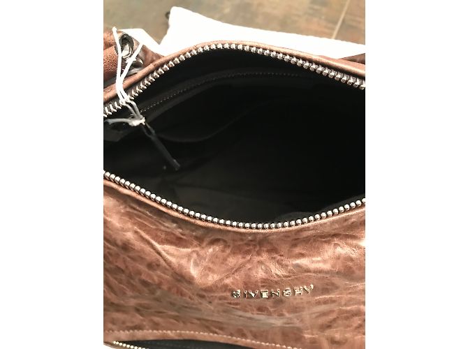 Givenchy Pandora - vista 12