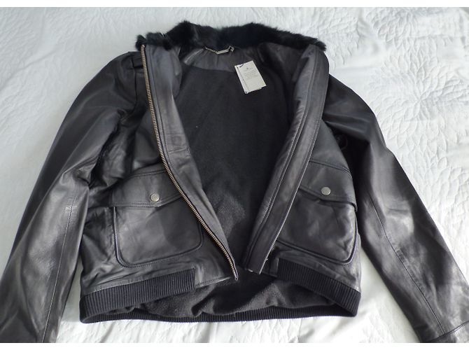 One step Black Lamb Leather Jacket with Rabbit Fur Collar - view 15