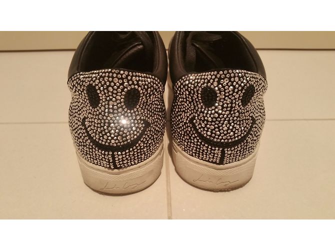 Lola Cruz Sneakers - view 4