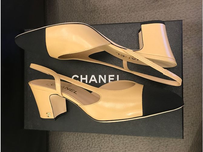 Chanel Slingback Beige - vue 3