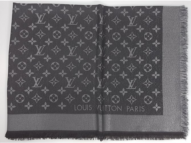 Louis Vuitton Scialle Monogram Shine Black Nero - vista 3