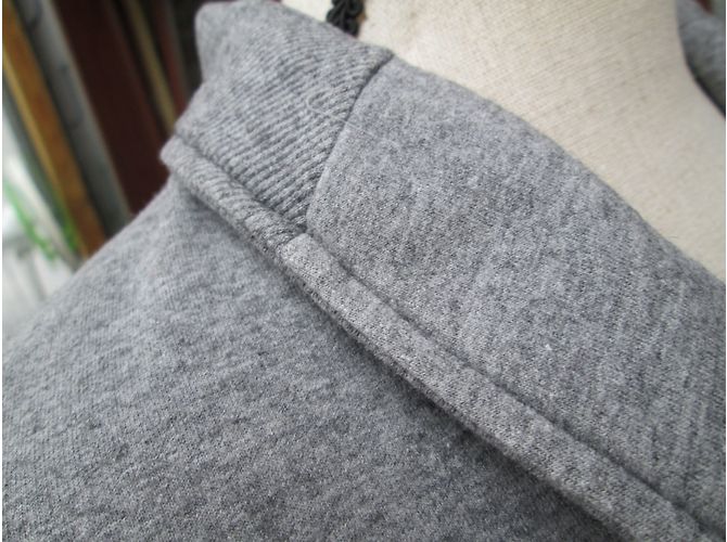 Love Moschino Strickjacke mit abnehmbarem Pelzkragen - Ansicht 6